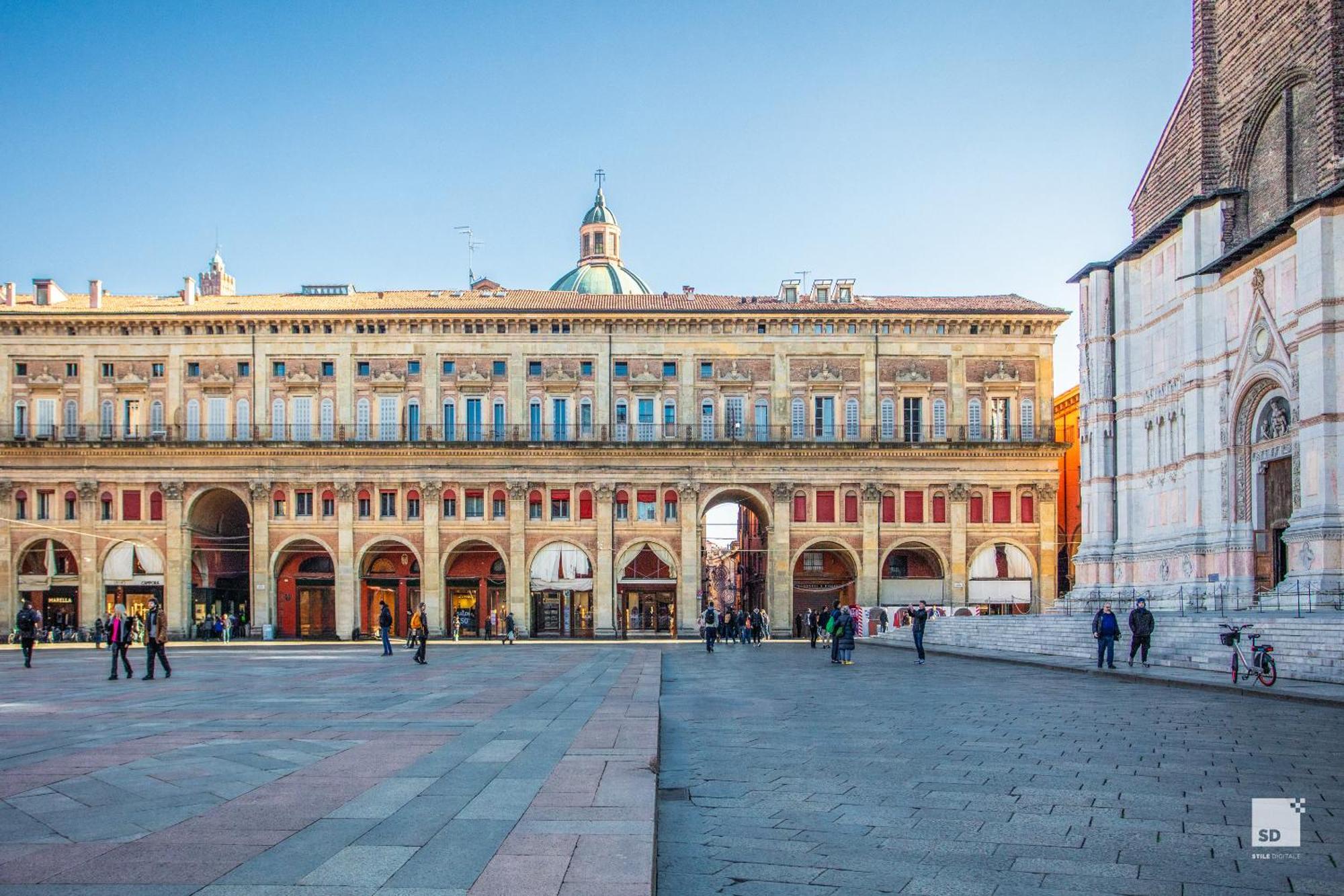Urbanicooh Asinelli - Balcony On Piazza Maggiore, Bologna